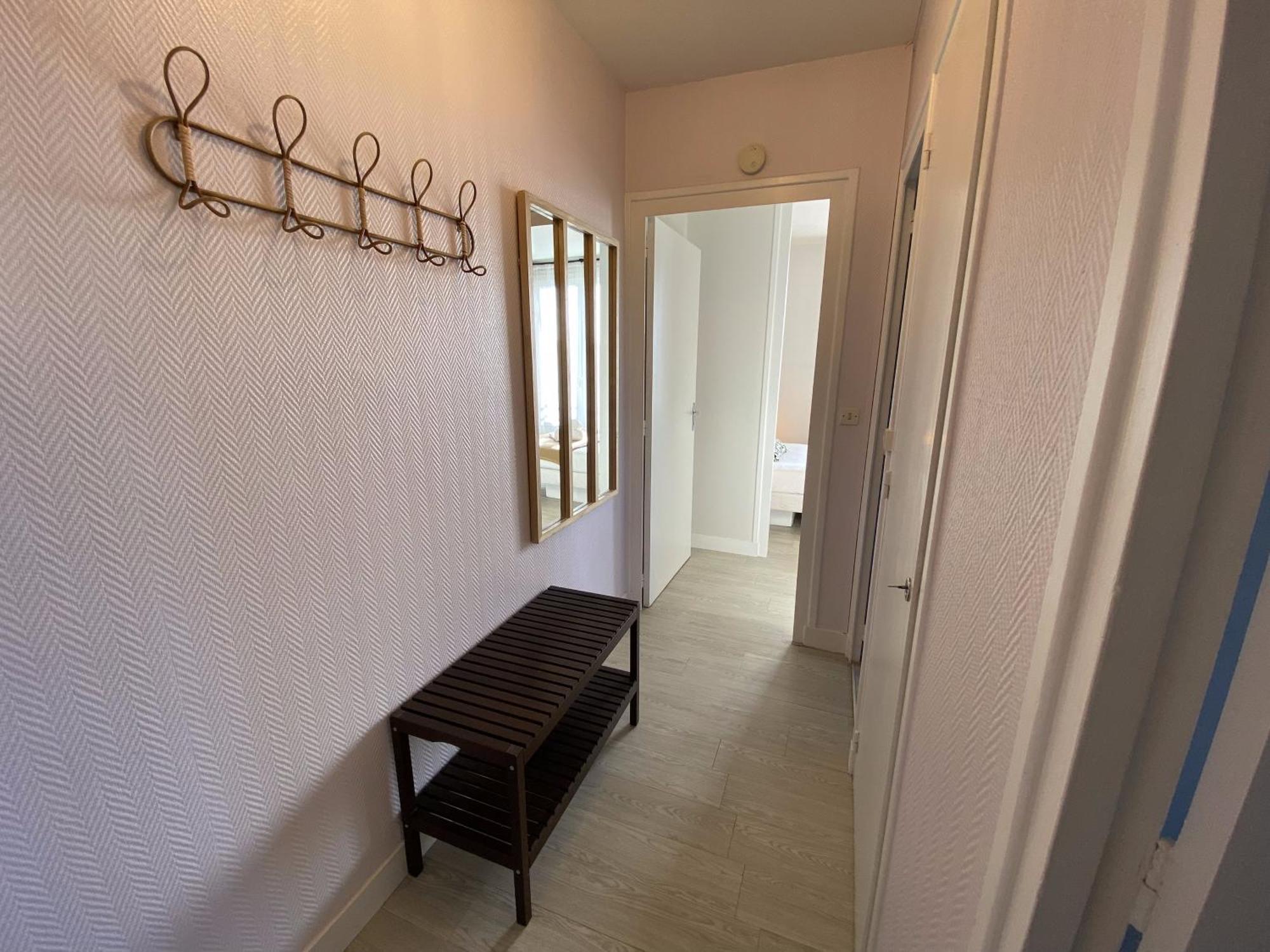 Grand Studio Calme Avec Balcon & Parking Gratuit Tours Ngoại thất bức ảnh